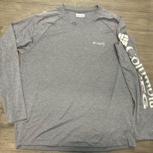 Gray long sleeve Columbia PFG - Size L